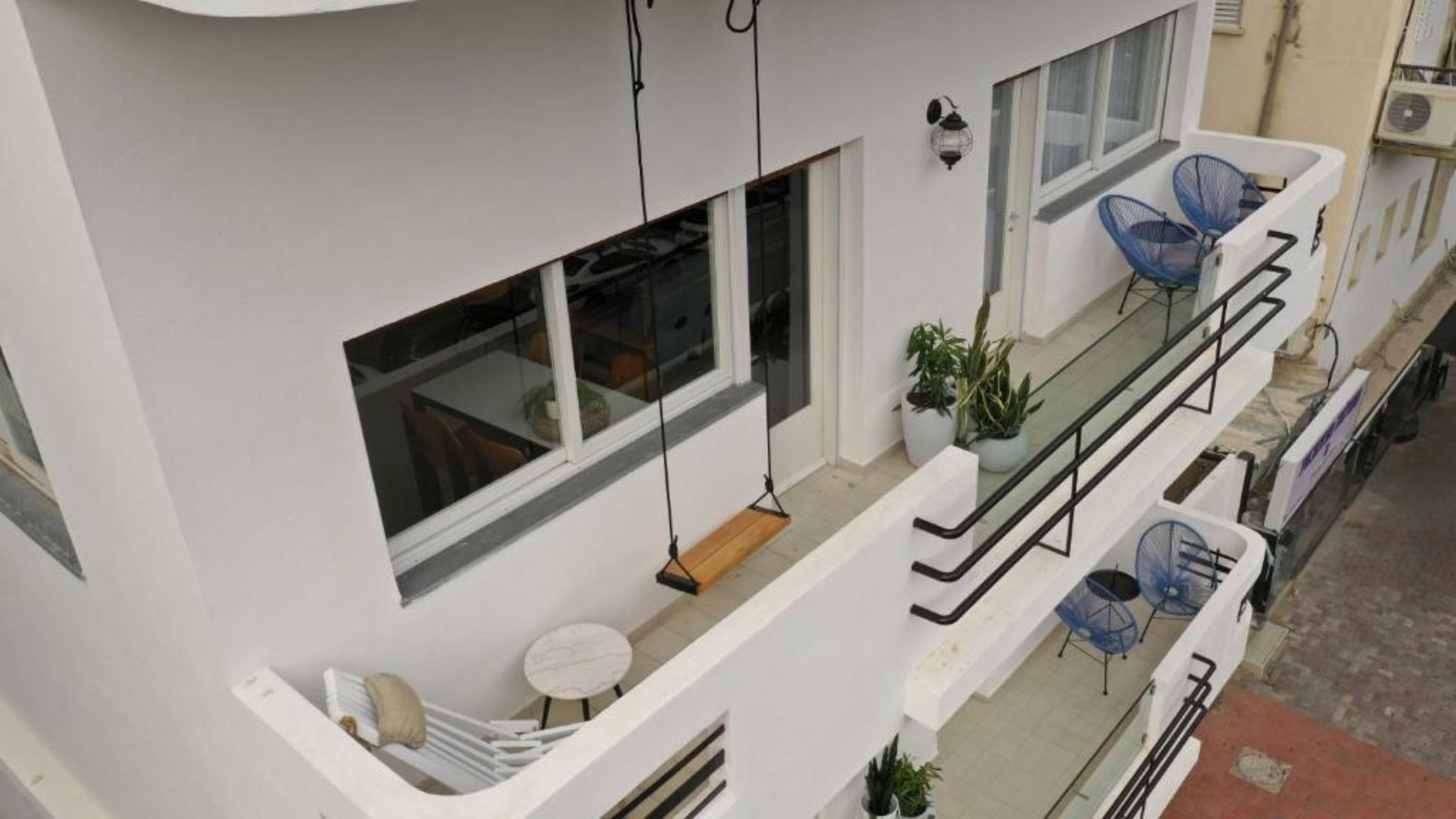 Mr. Ben Yehuda - By TLV2GO