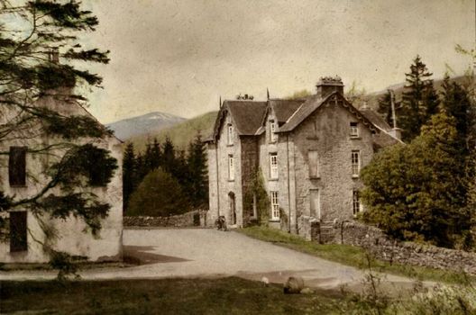 Suie Hunting Lodge