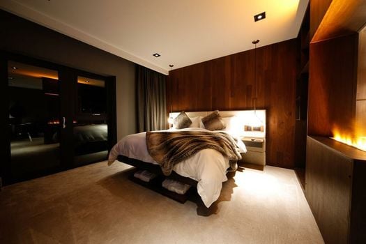 Cave Hotel near Canterbury