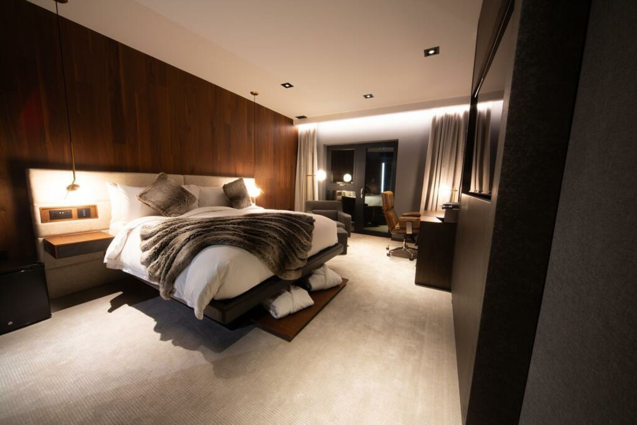 Cave Hotel near Canterbury