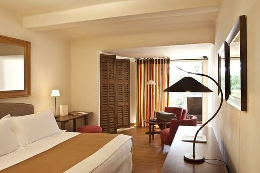 Grand Hôtel De Cala Rossa & Spa Nucca
