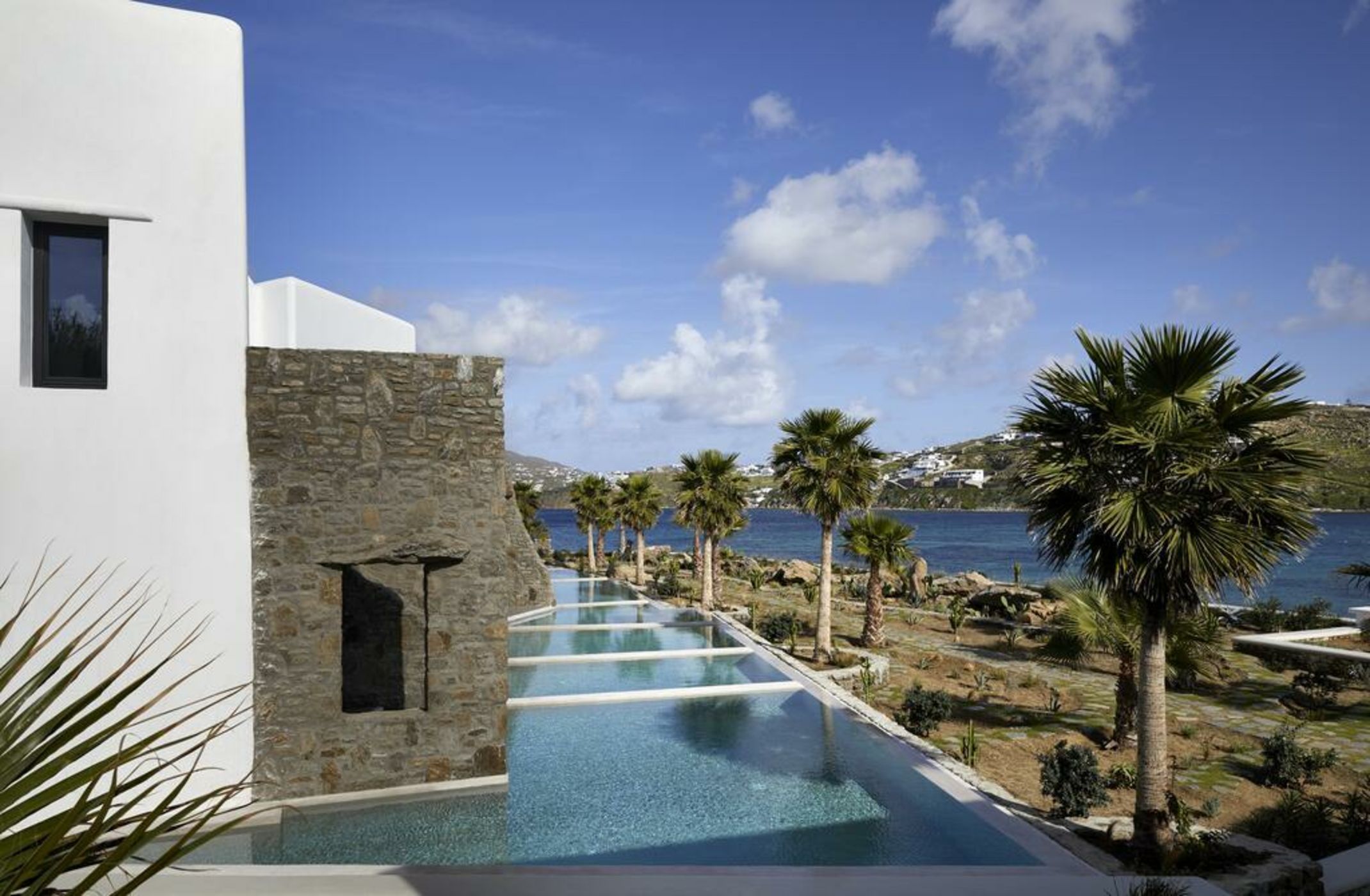 Aeonic Suites and Spa