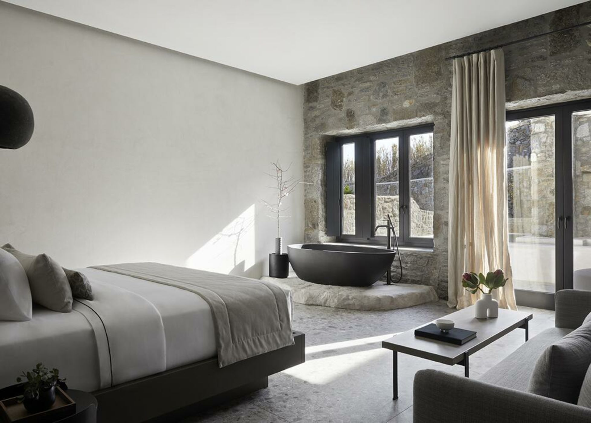 Aeonic Suites and Spa