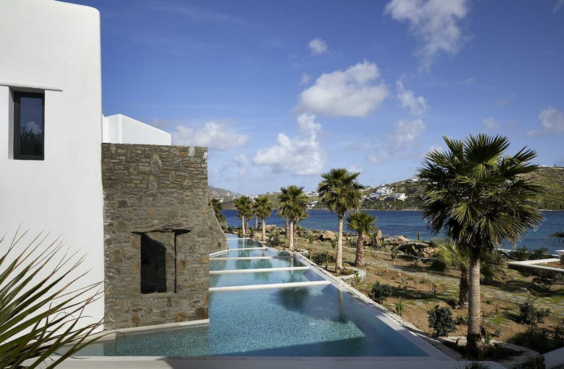 Aeonic Suites and Spa