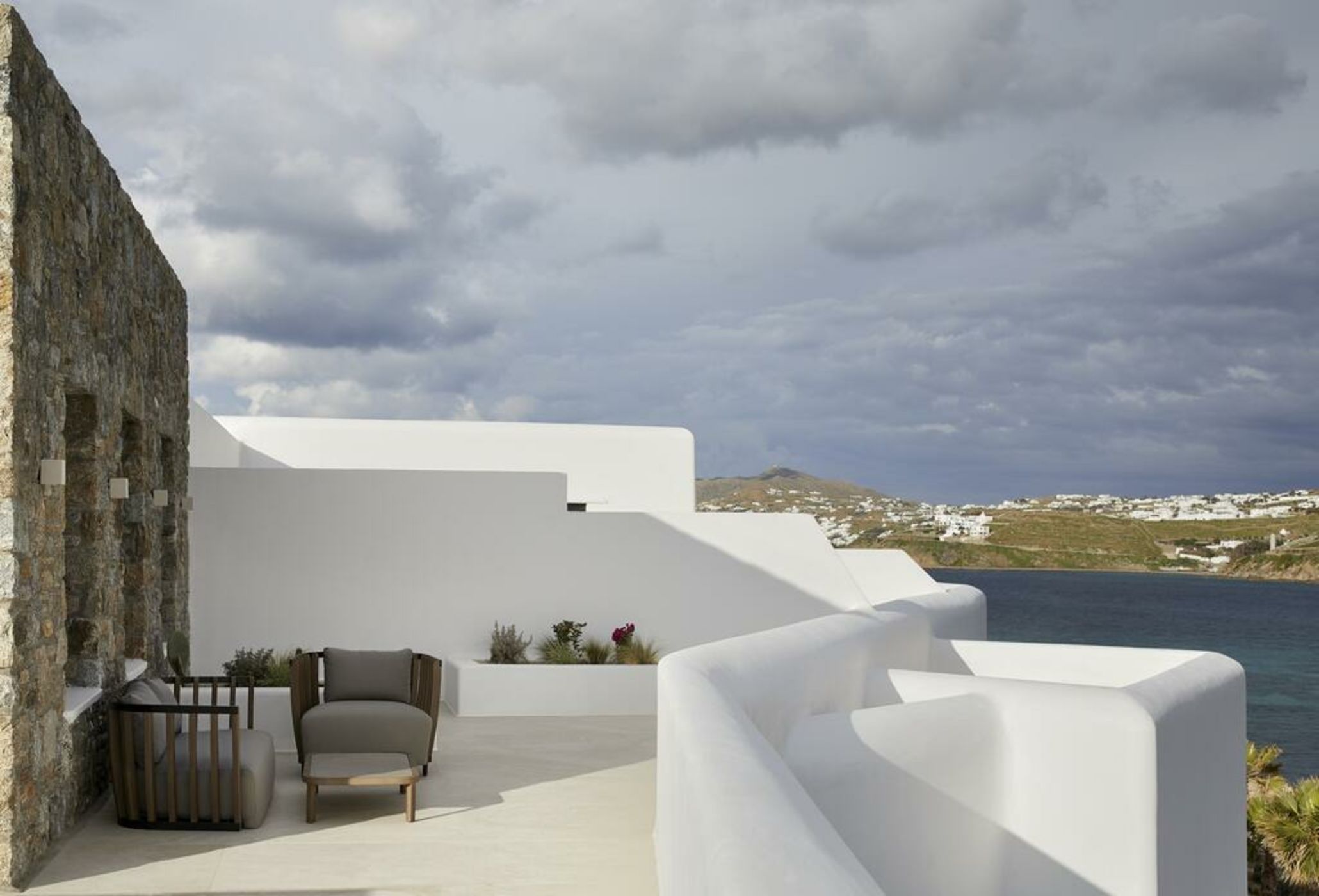 Aeonic Suites and Spa