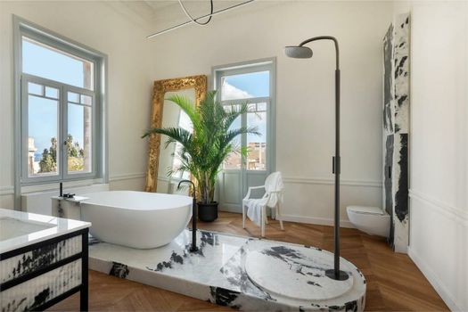 Aristide Hotel