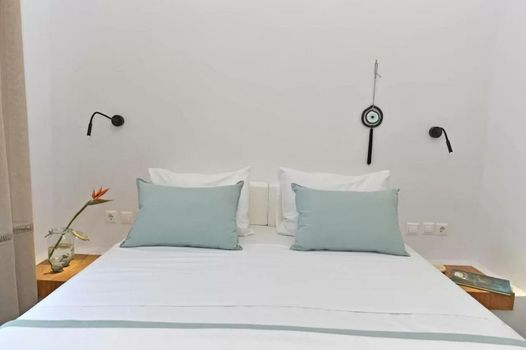 Tinos Blend Suites