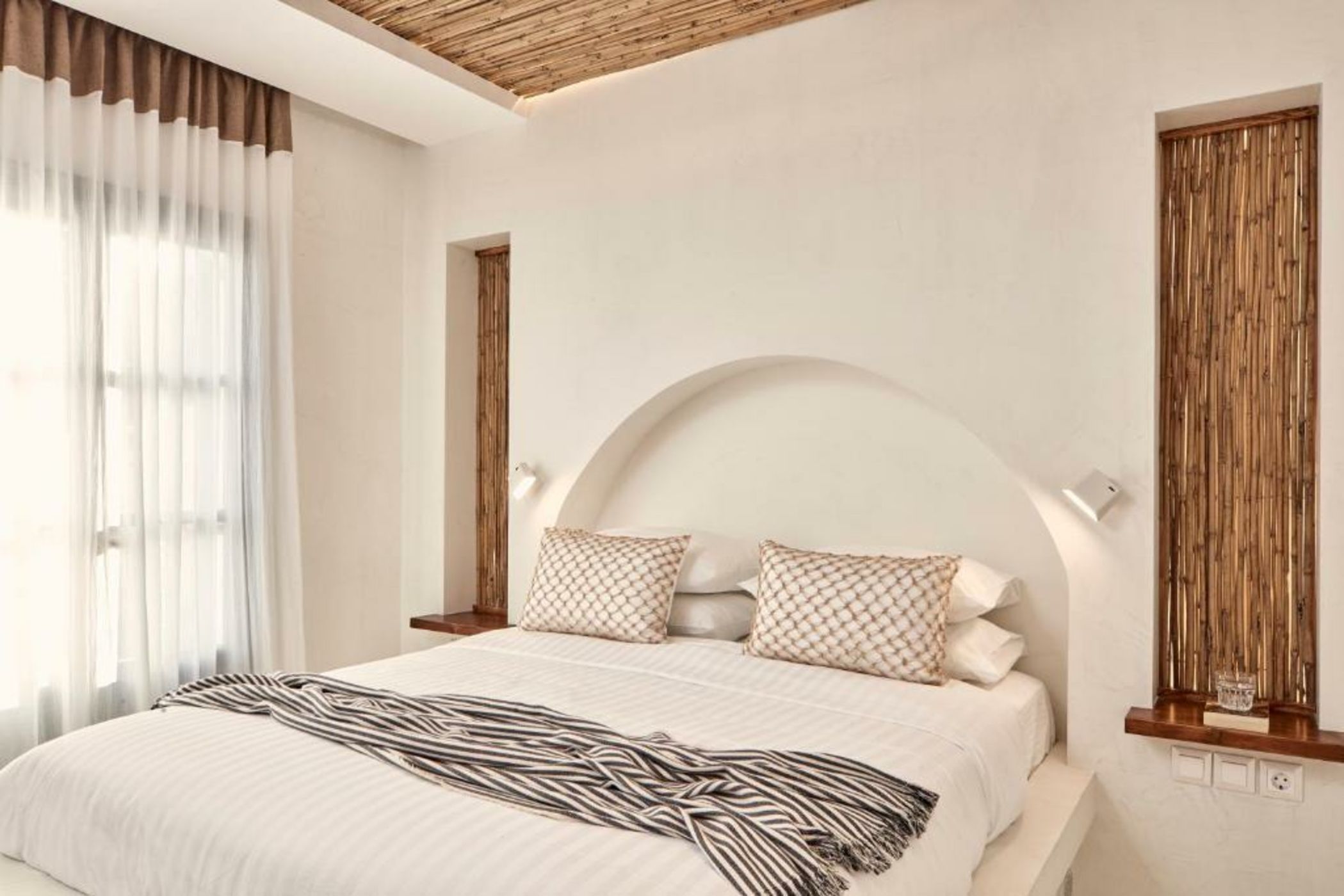 Parian Boutique Hotel