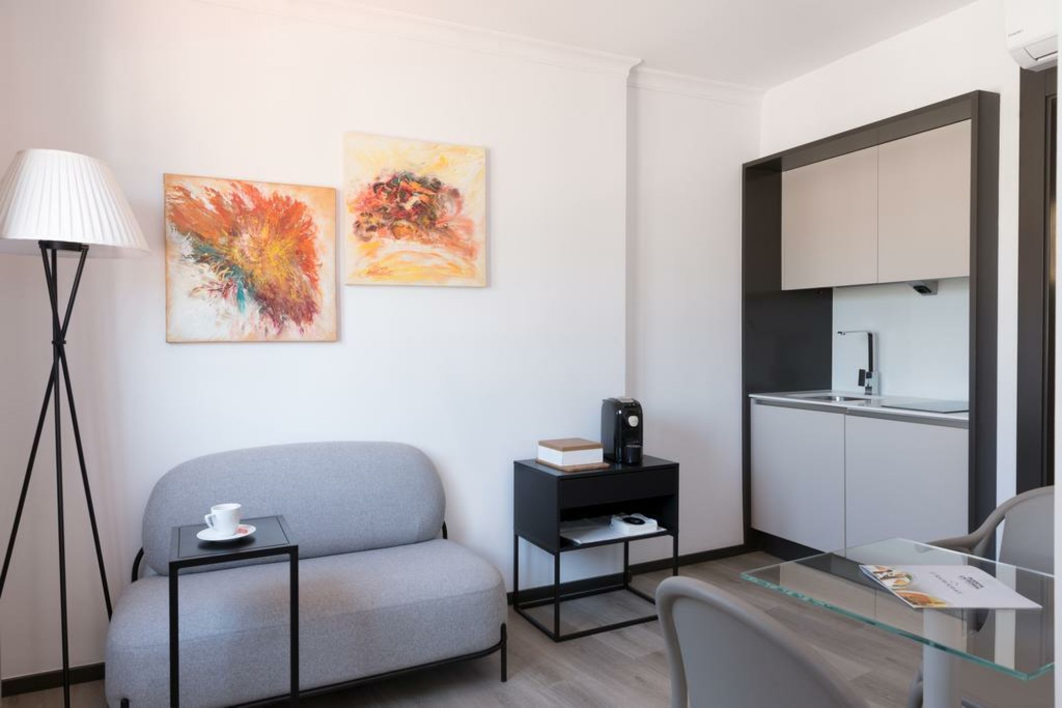 Puerta Catedral Holiday Suites