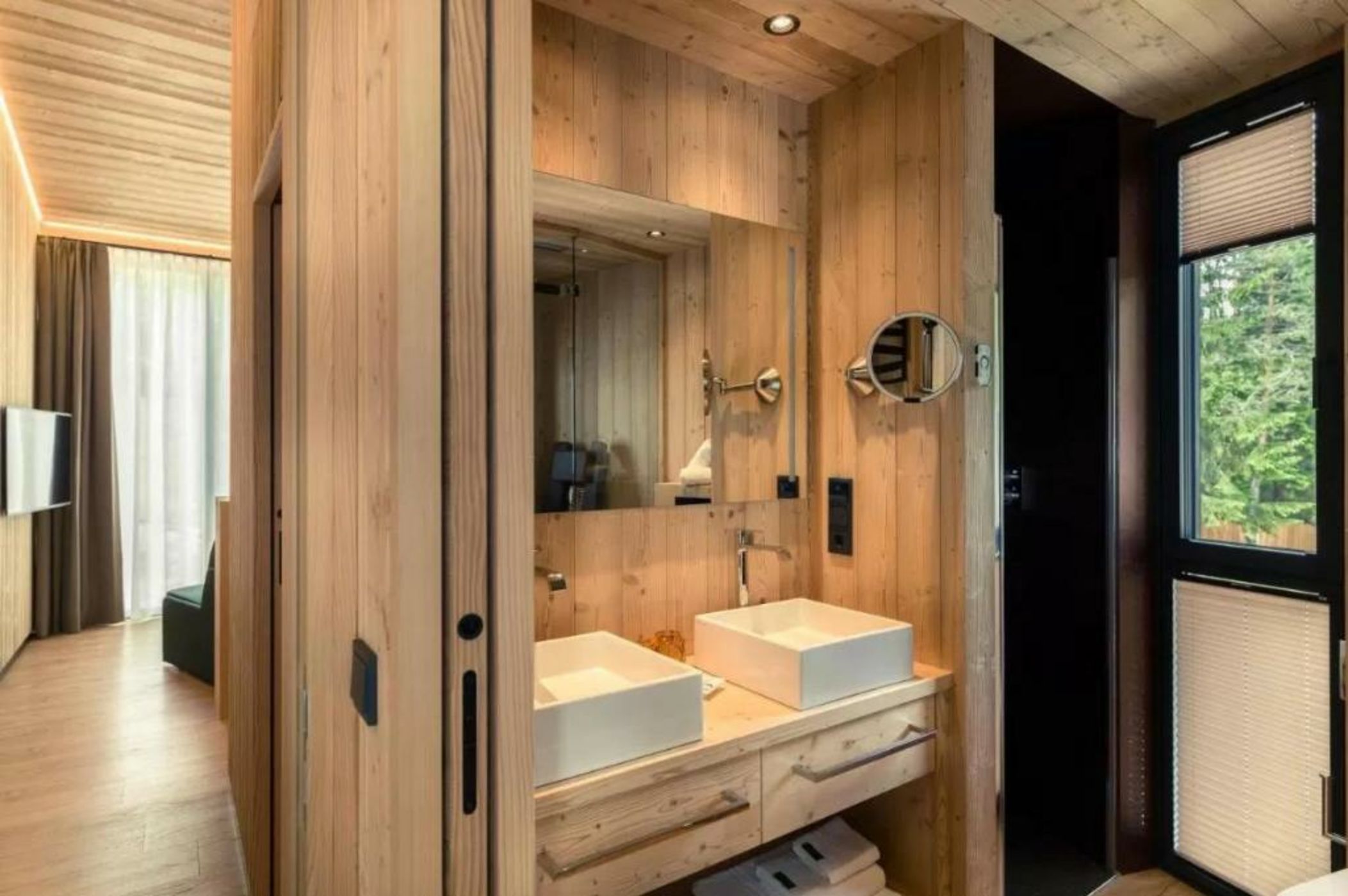 Skyview Chalets am Camping Toblacher See