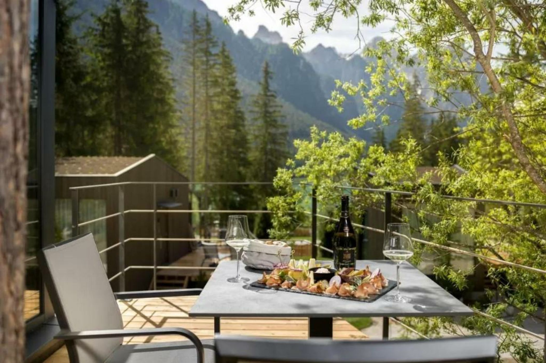 Skyview Chalets am Camping Toblacher See