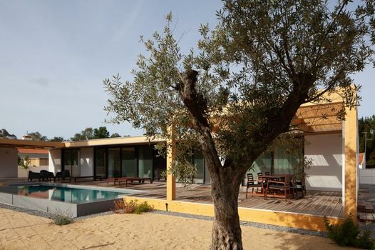 Casa das Pérgolas