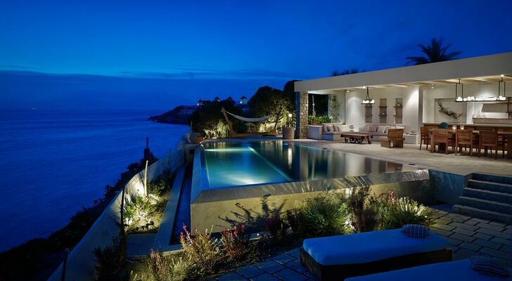 Belvedere Mykonos - Waterfront Villa & Suites