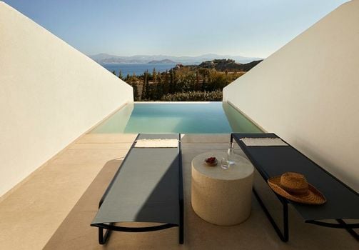 PAROCKS Luxury Hotel & Spa