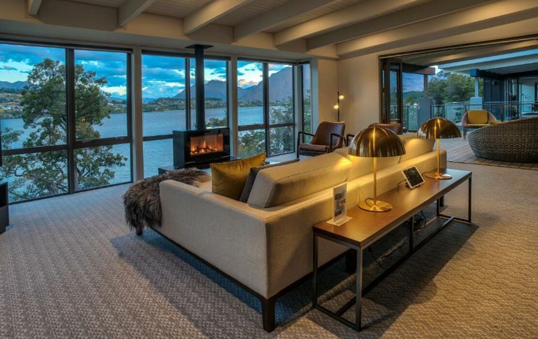 The Rees Hotel & Luxury Apartments, a Design Boutique Hotel Queenstown