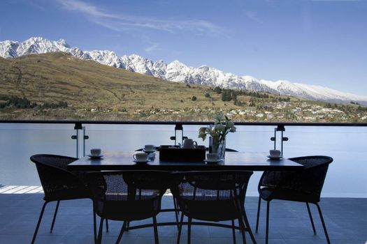 The Rees Hotel & Luxury Apartments