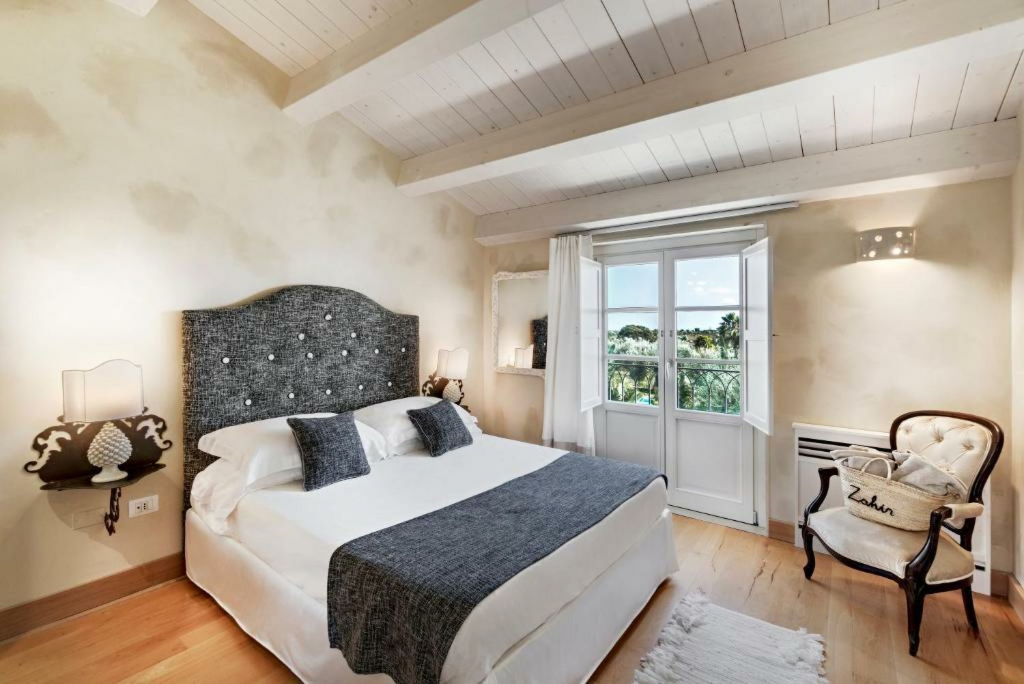 Zahir Country House Hotel