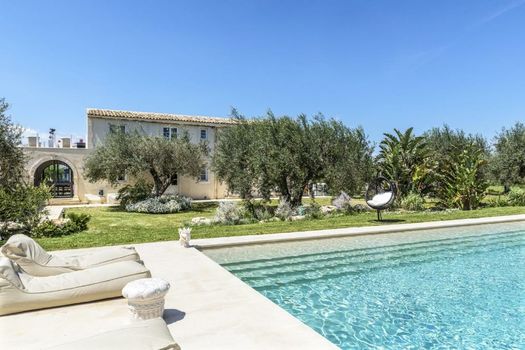 Zahir Country House Hotel