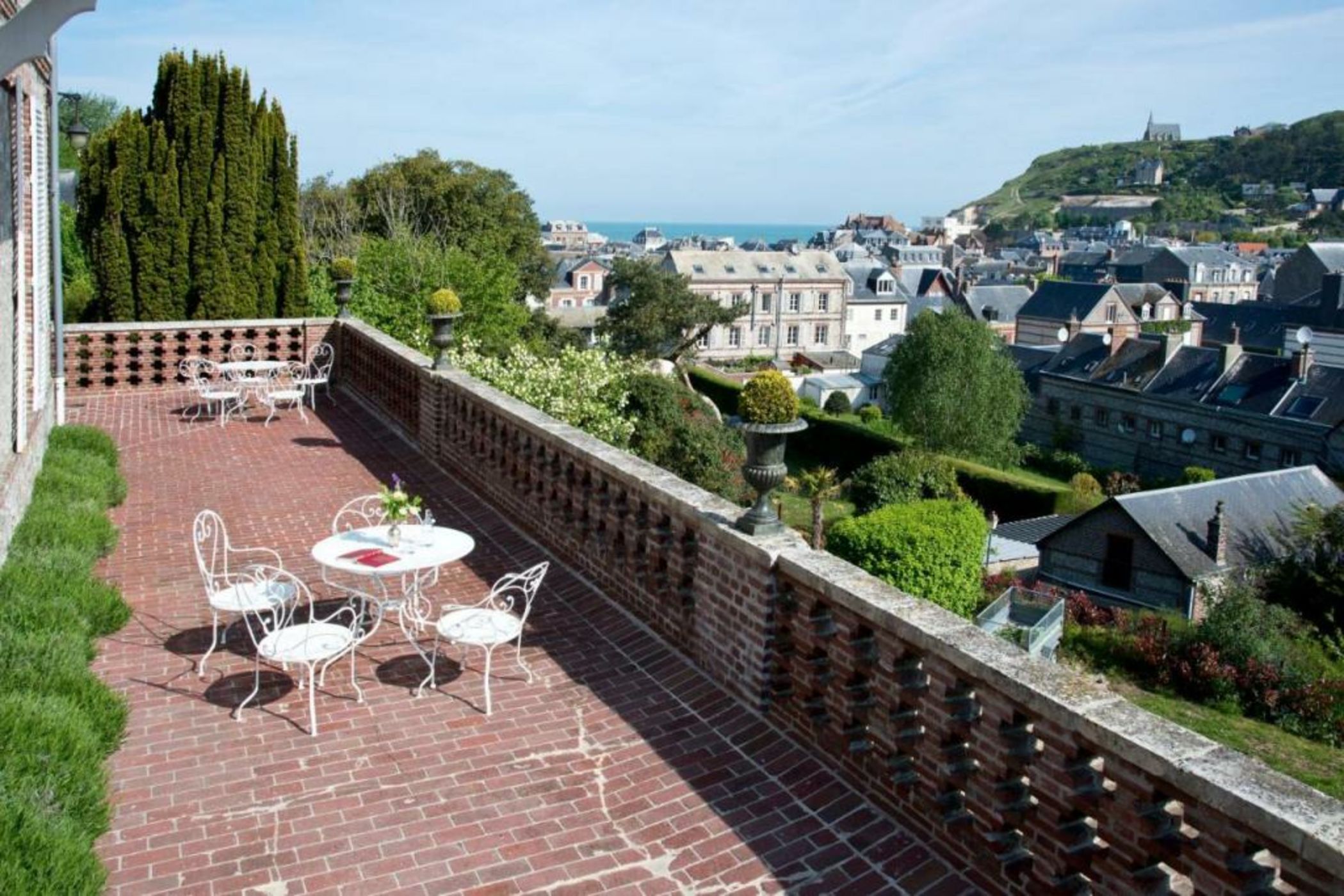 Castel De La Terrasse