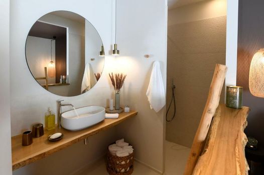 Les Loges En Provence 