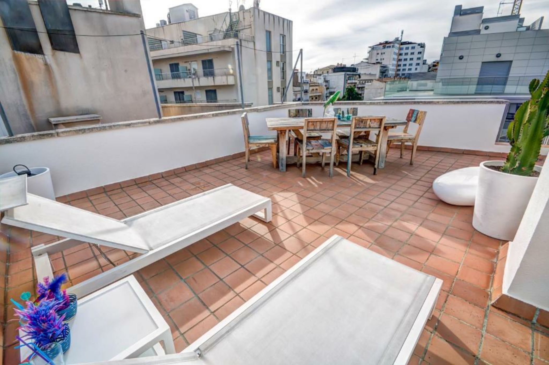 Beachstyle Penthouse by Hello Homes Sitges