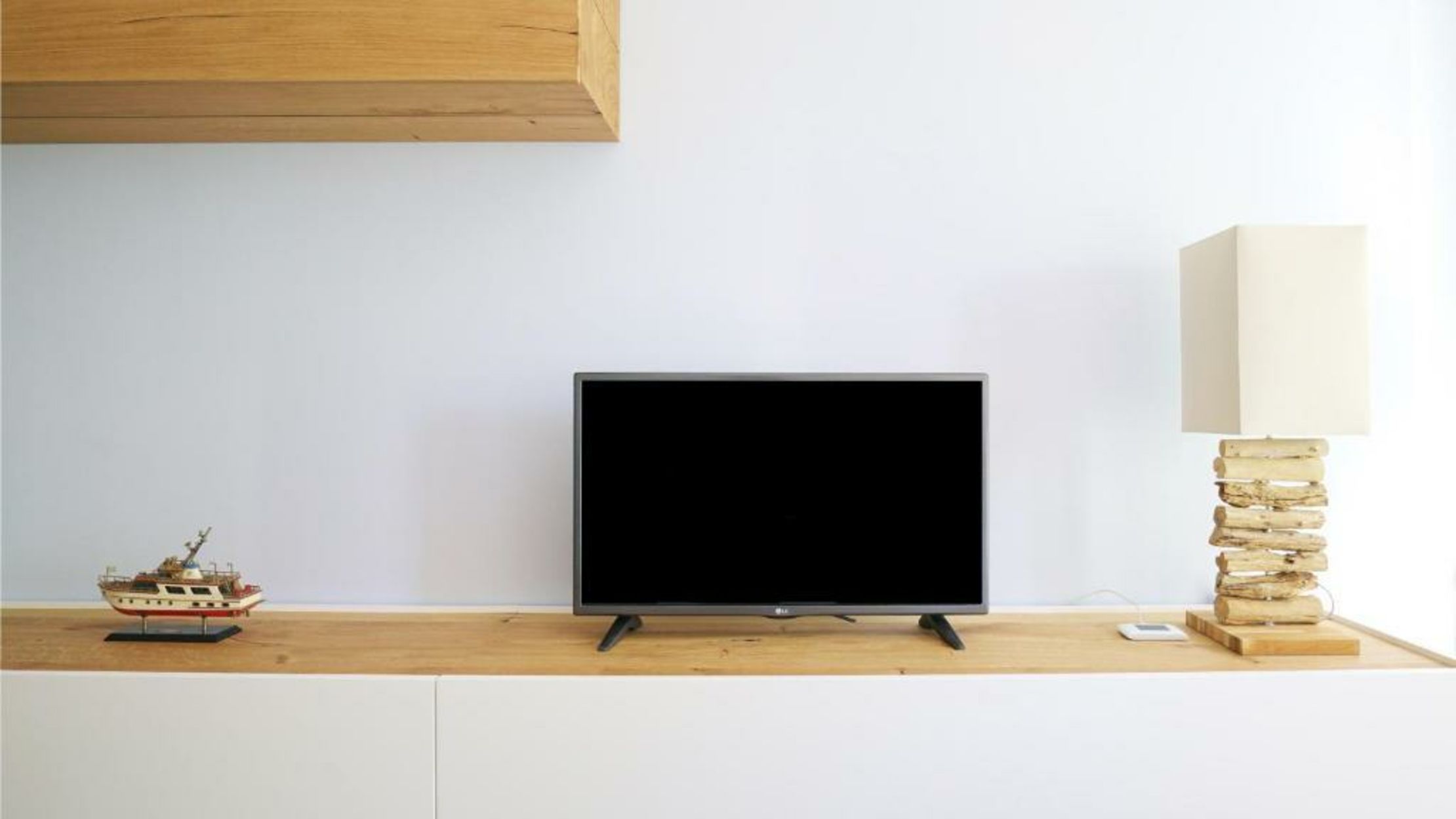 Beachstyle Penthouse by Hello Homes Sitges