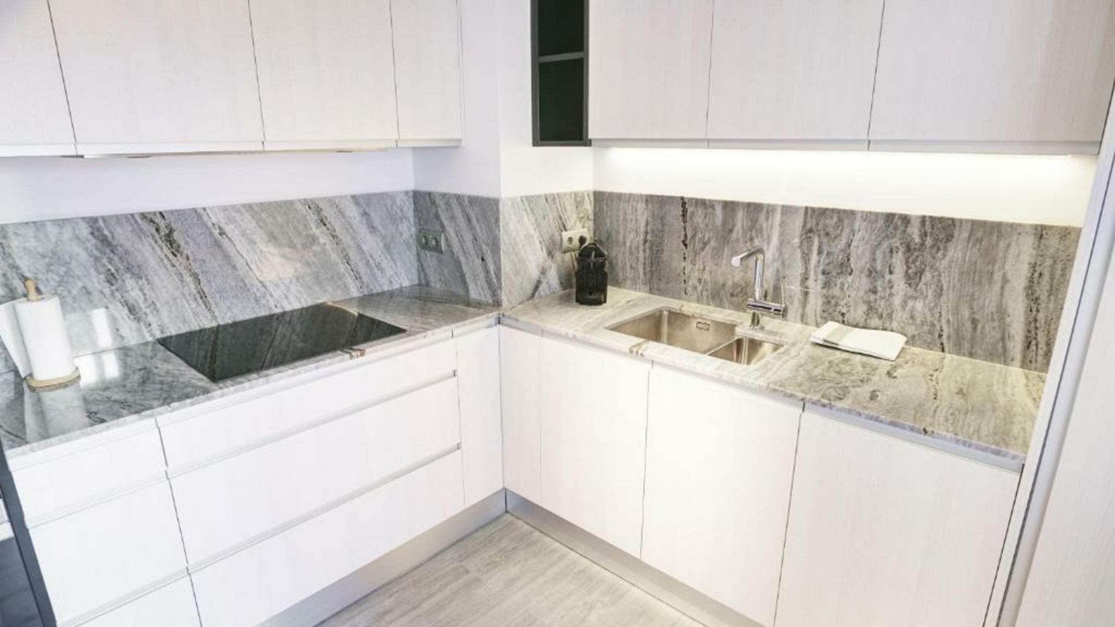 Beachstyle Penthouse by Hello Homes Sitges