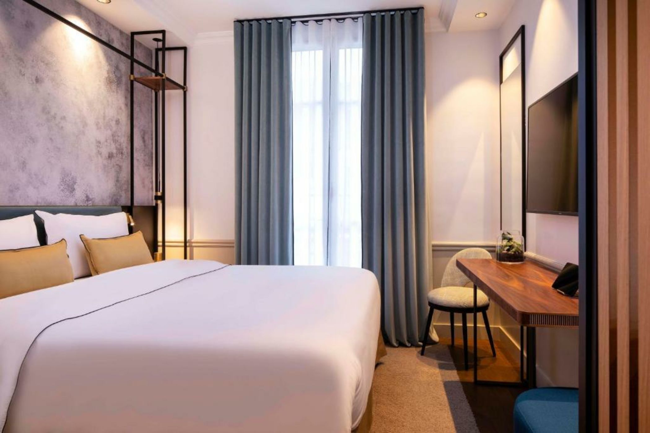 Victoria Palace Hotel