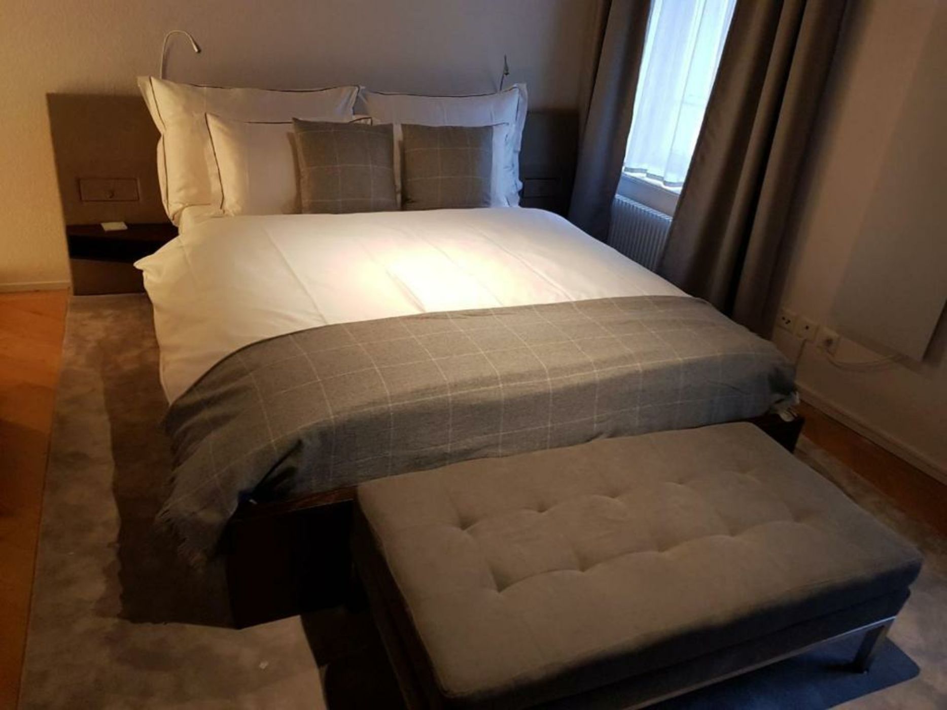 Le Bijou LQ82 Spectacular Limmatview Penthouse