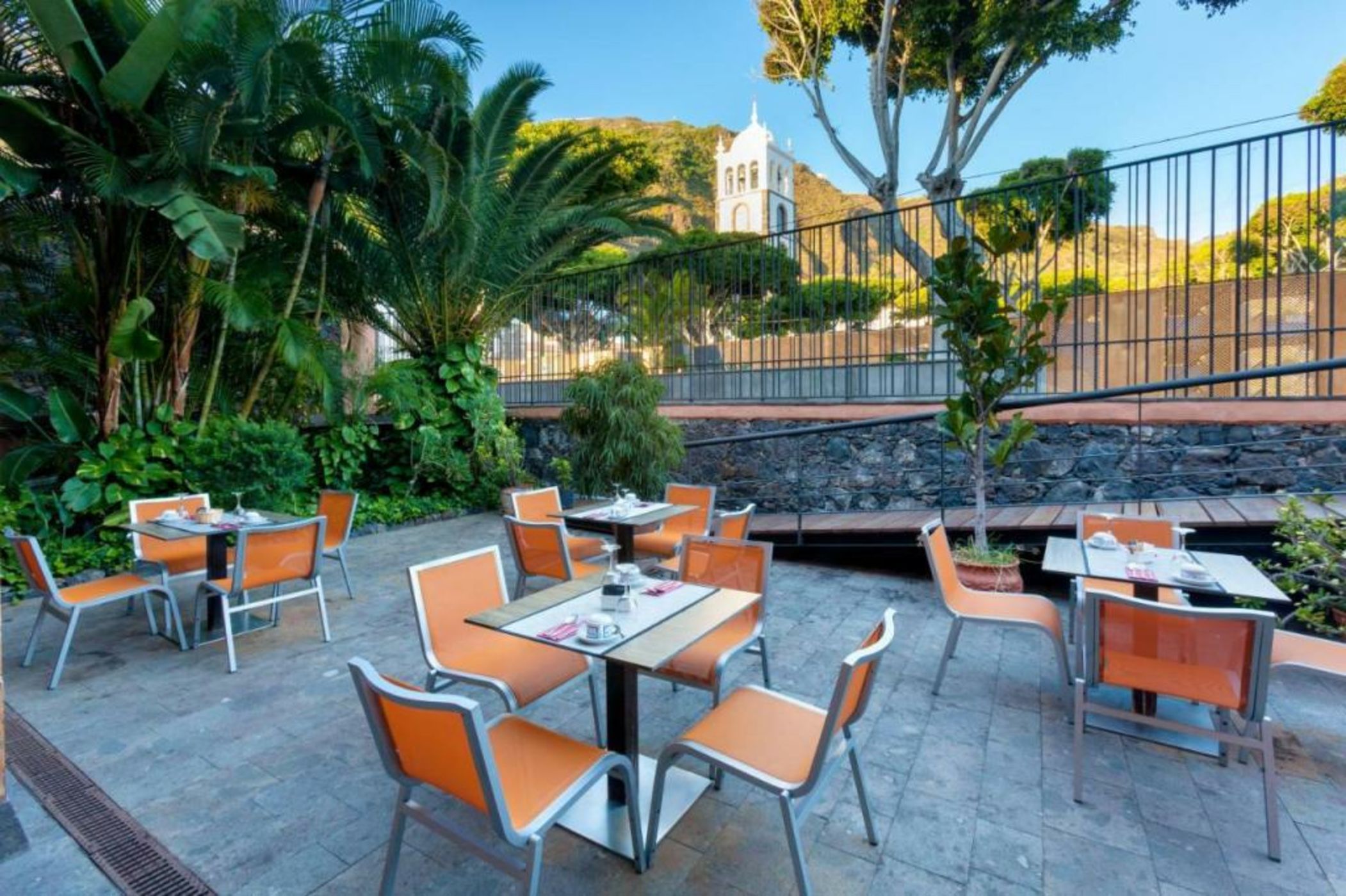 Hotel LIVVO La Quinta Roja