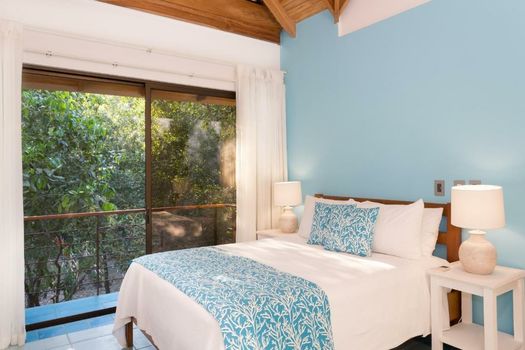 Olas Verdes Hotel