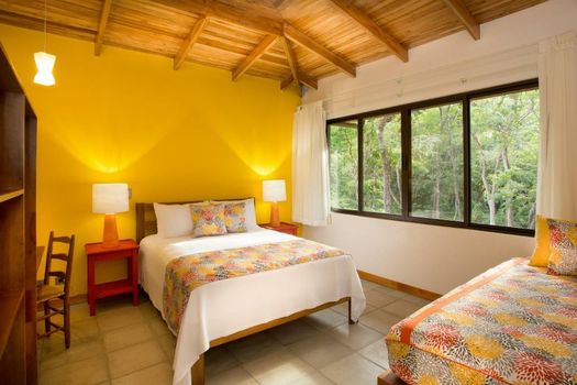 Olas Verdes Hotel