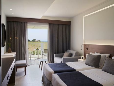 Neptune Hotel-Resort, Convention Centre & Spa