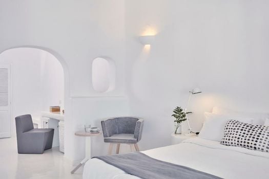 Cliff Side Suites