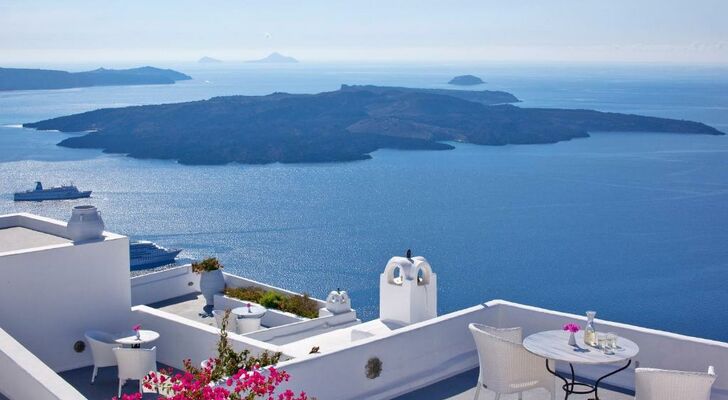 Cliff Side Suites