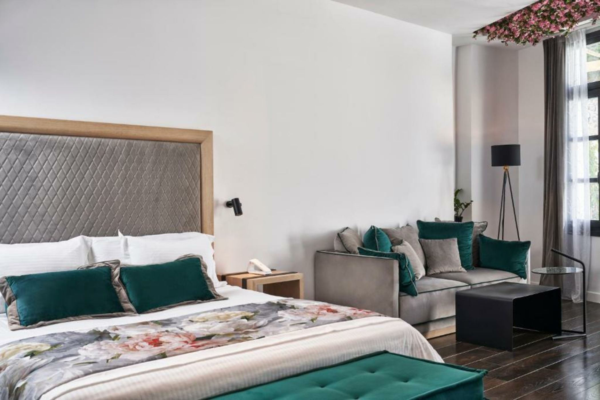 Katikies Garden Santorini - The Leading Hotels Of The World