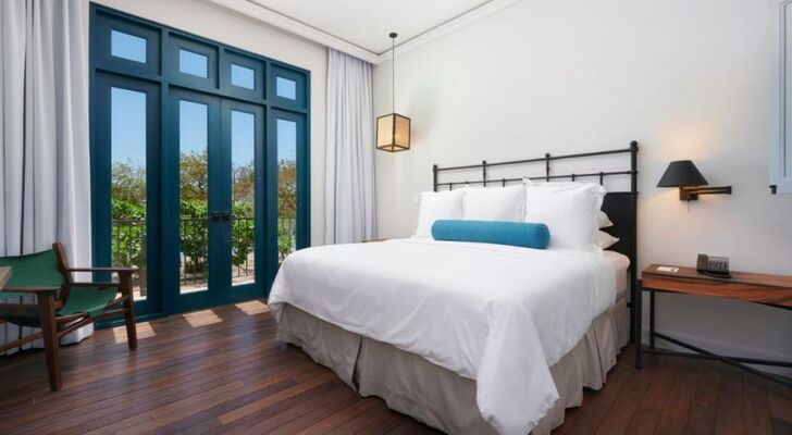 Santarena Hotel