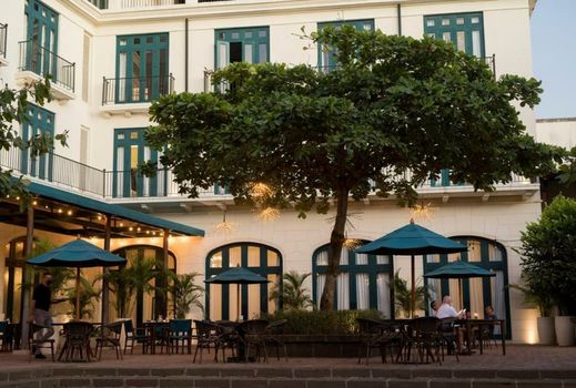 Santarena Hotel