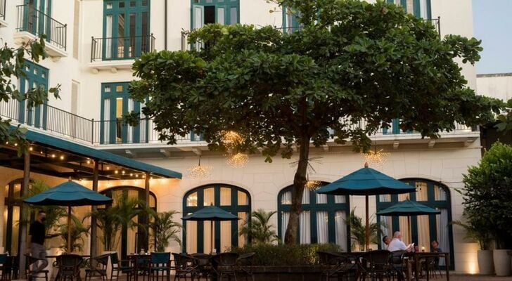 Santarena Hotel