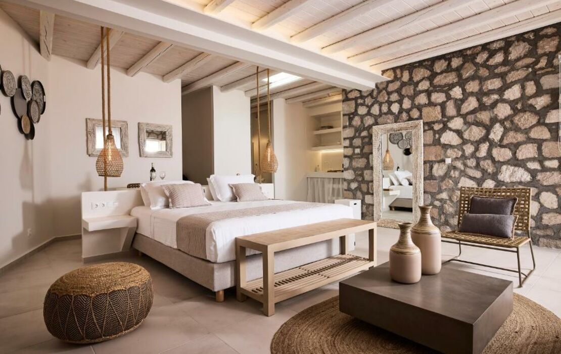 Nirome Luxury Suites