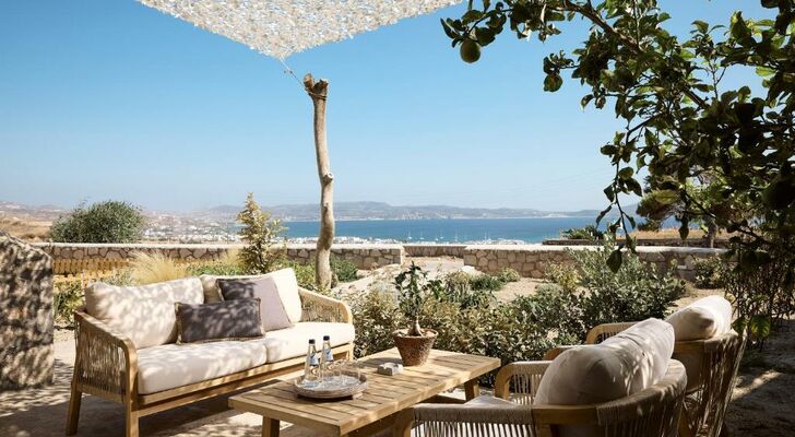 Nirome Luxury Suites
