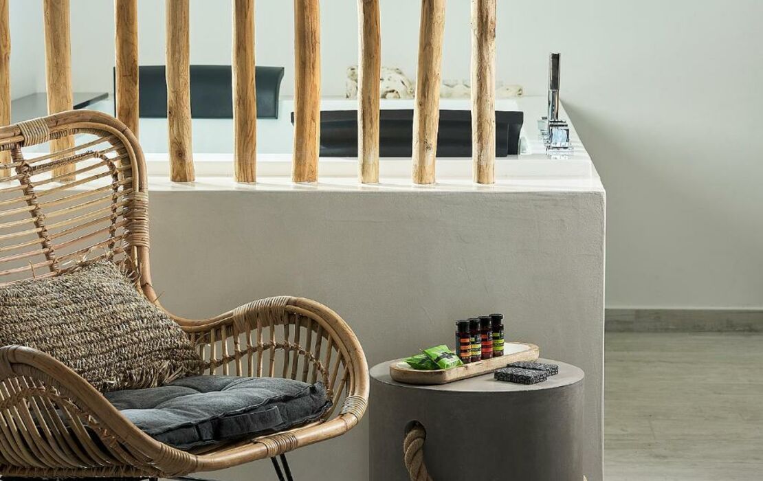 Nirome Luxury Suites