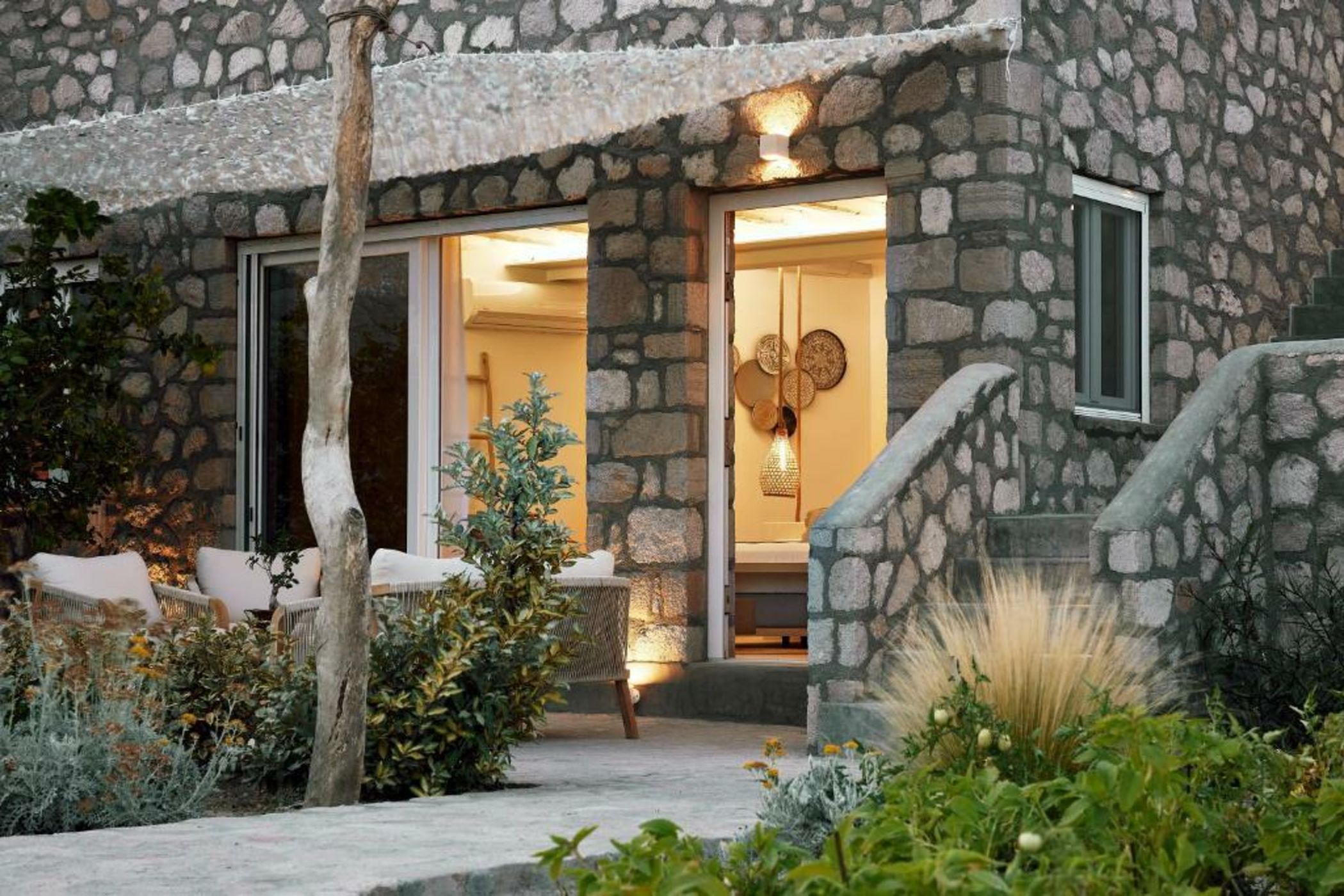 Nirome Luxury Suites