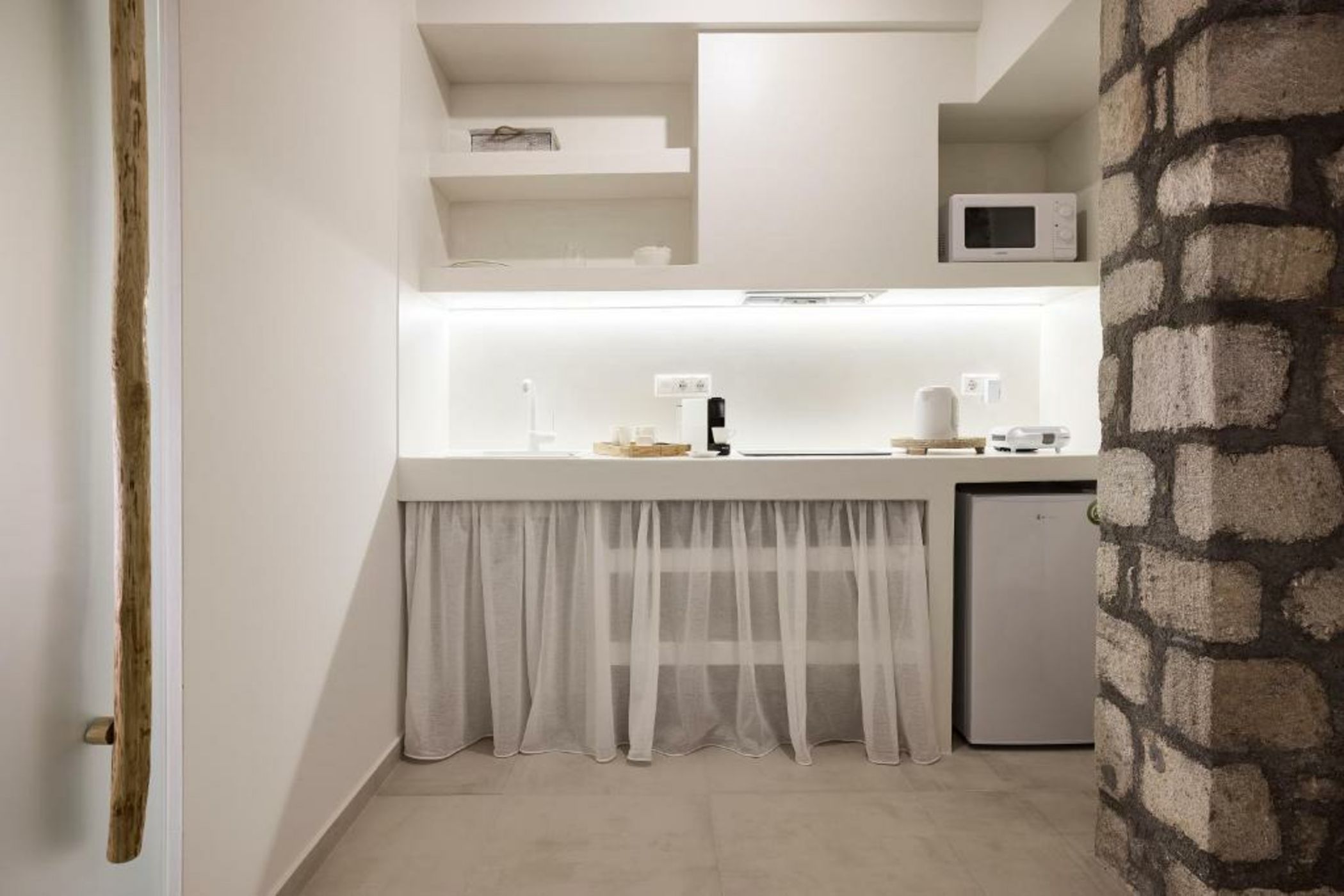 Nirome Luxury Suites