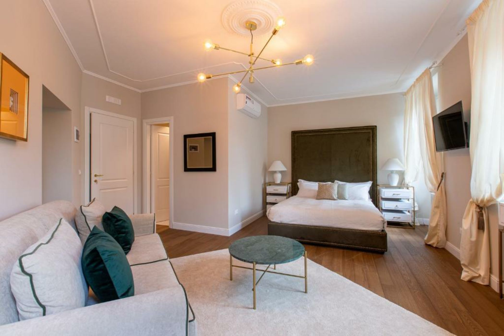 Corso Monforte Suites