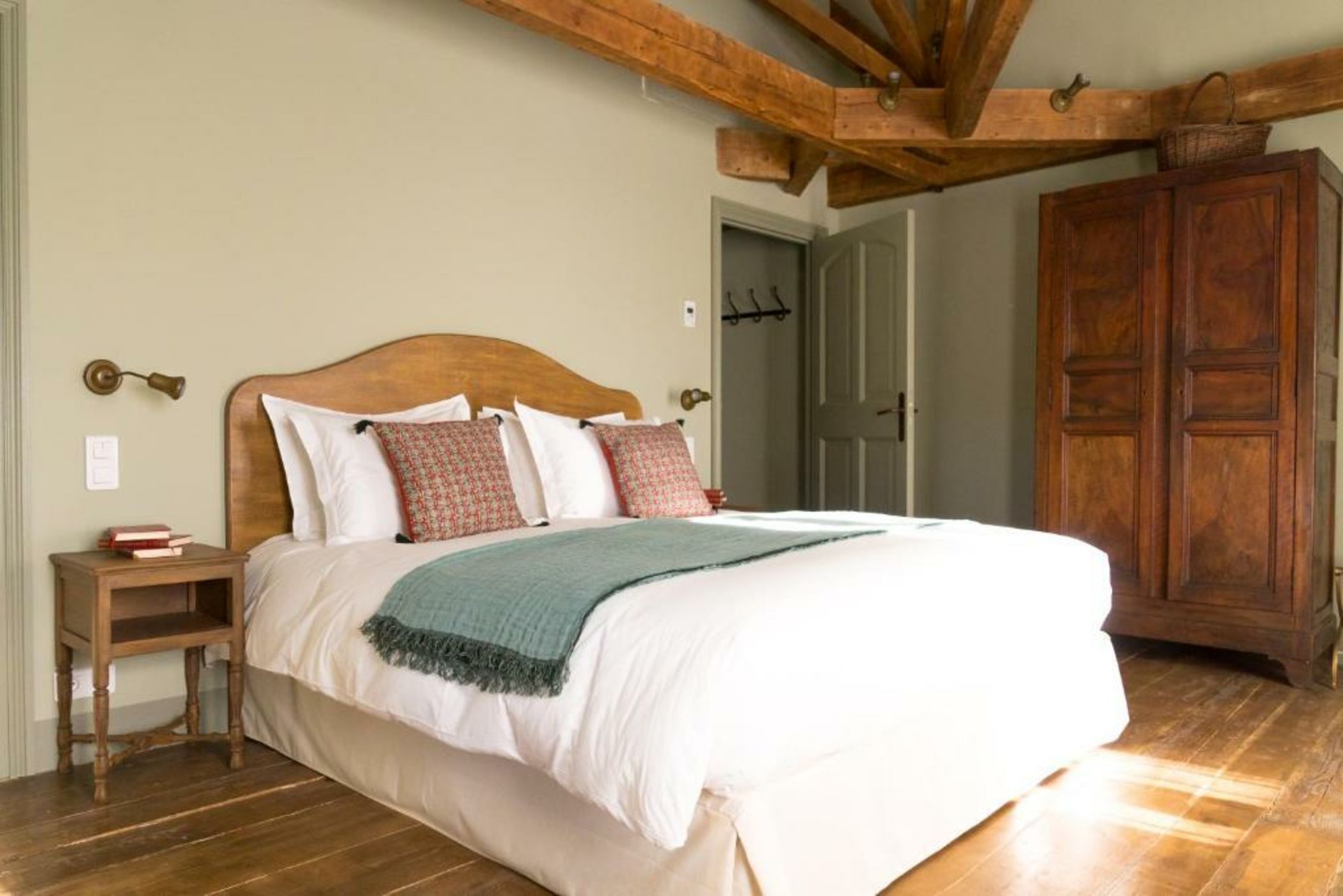 Château Saint Roux Le Luc-Le Cannet des Maures