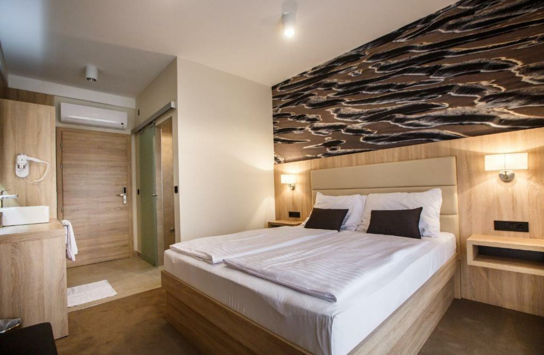 Luxury Suites Bellevue