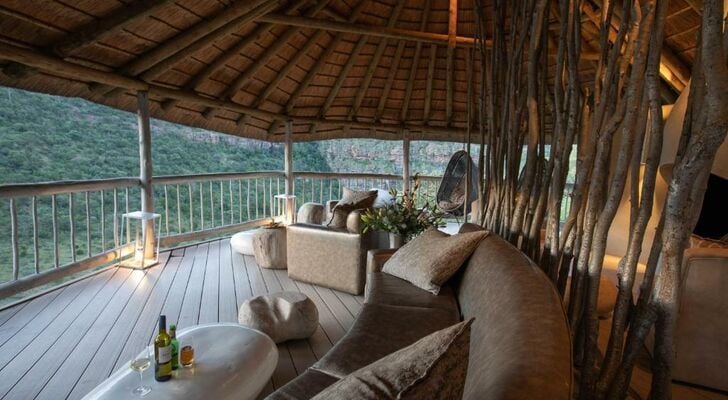 Clifftop Exclusive Safari Hideaway