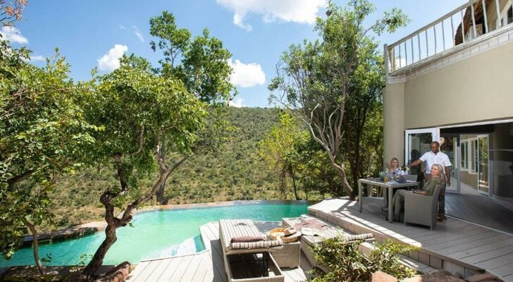 Clifftop Exclusive Safari Hideaway