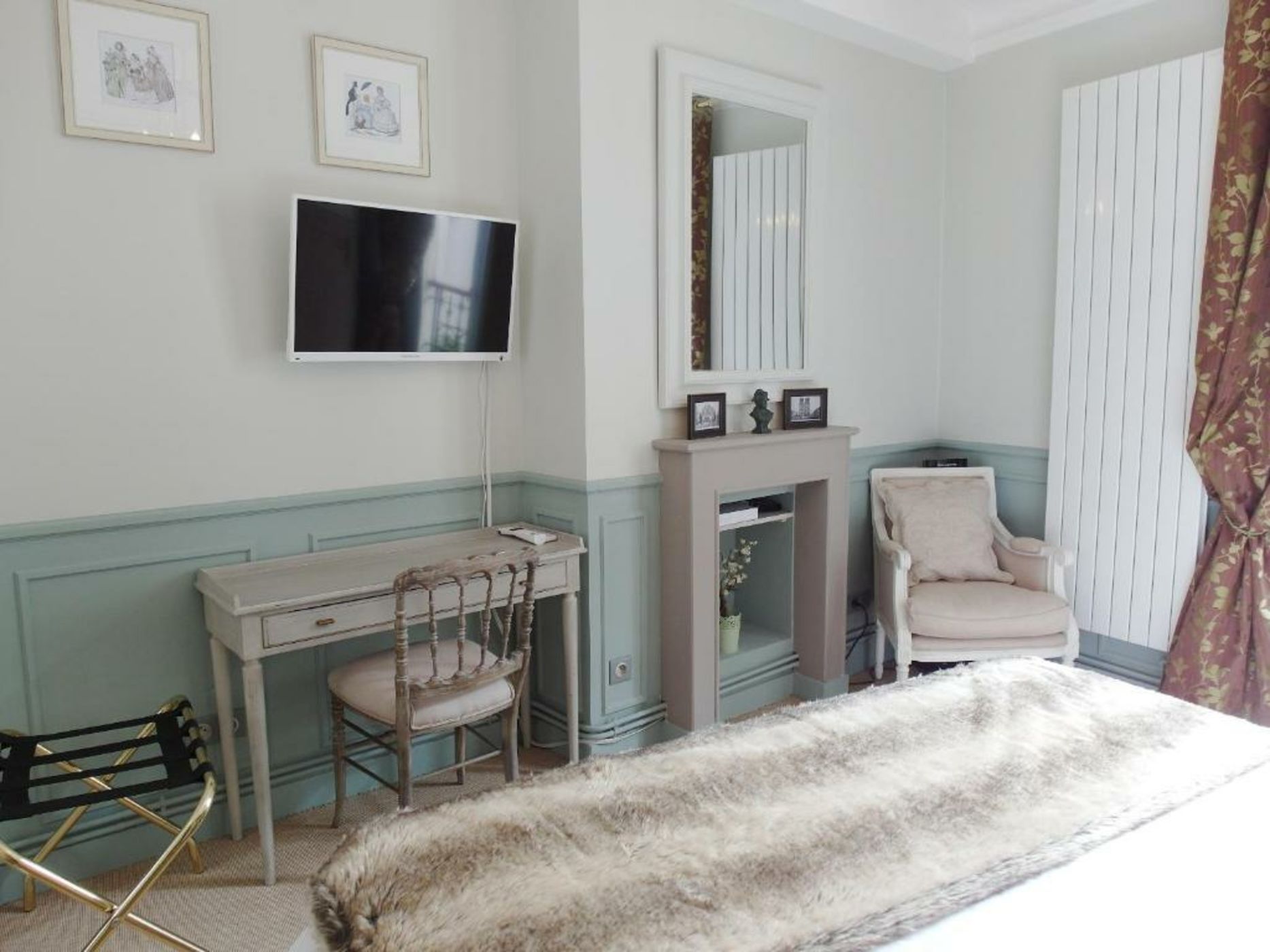 Chambre d hôte : Louvre Elegant Apt Suite